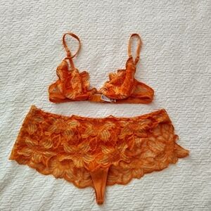 Marvel By La Perla Lace Floral Lingerie Set Italy  Sz 8